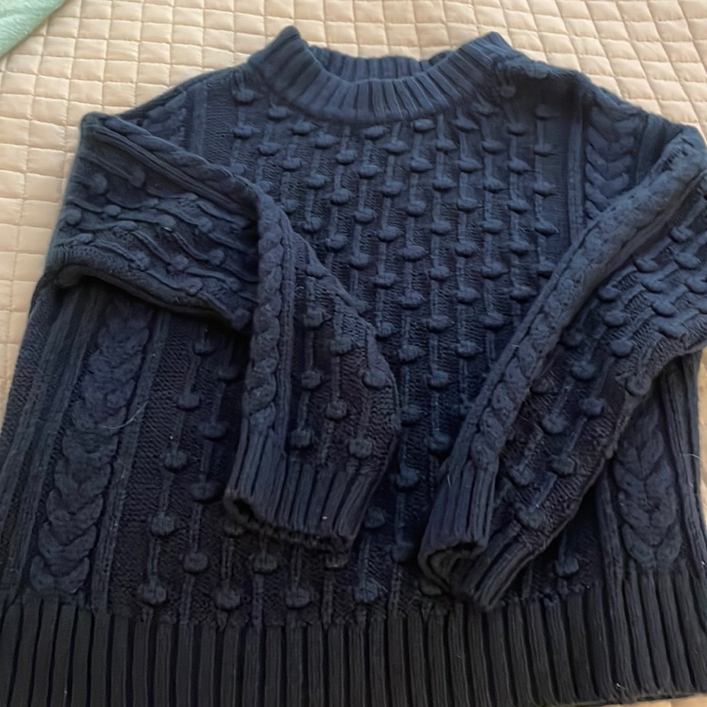 VGUC Girls Vineyard Vines sweater.